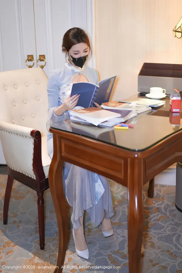 Vol. 11033 Twins-桃桃(81P)