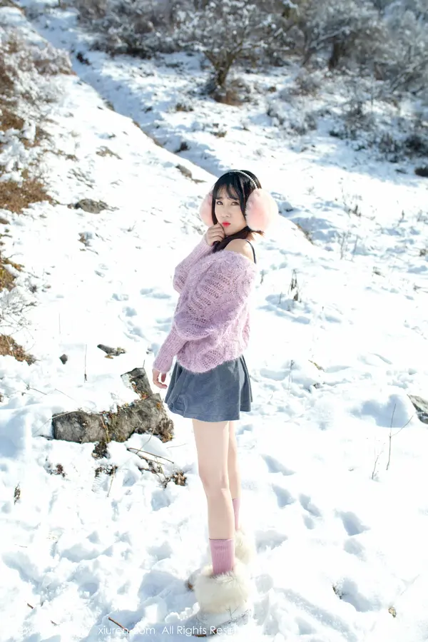Vol. 00720 兜豆靓Youlina(52P)