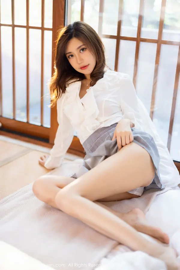 Vol. 04192 绮里嘉ula(46P)