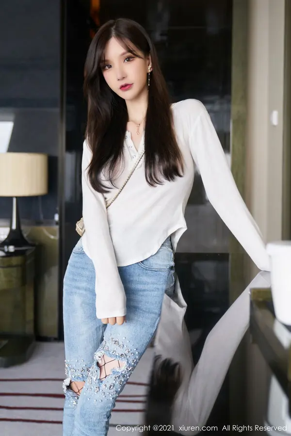 Vol. 03804 周于希Sandy(61P)