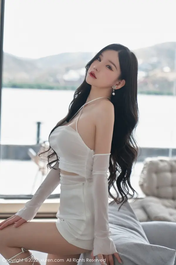 Vol. 05271 周于希Sally(90P)