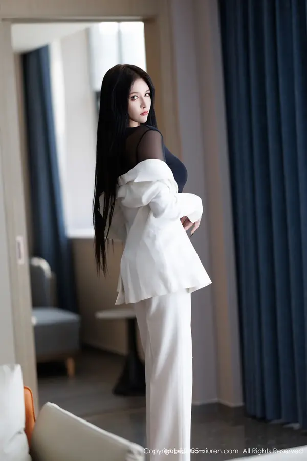 Vol. 09755 娜比(92P)