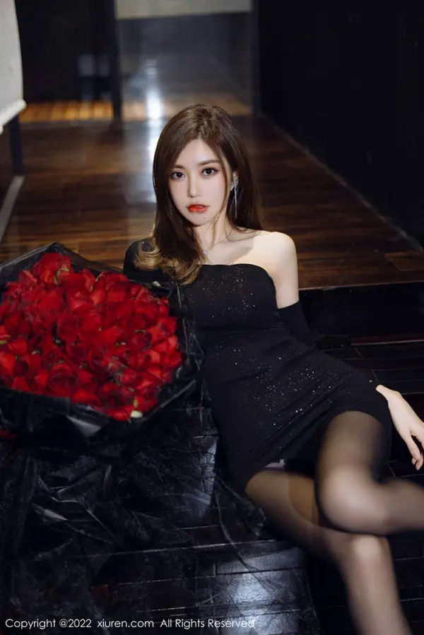 Vol. 04498 绮里嘉ula(52P)