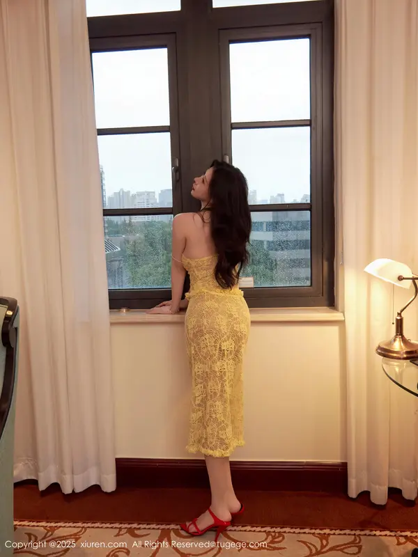 Vol. 10879 尹甜甜sunny(83P)