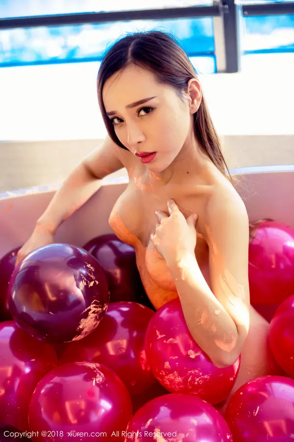 Vol. 00894 艾小青(47P)
