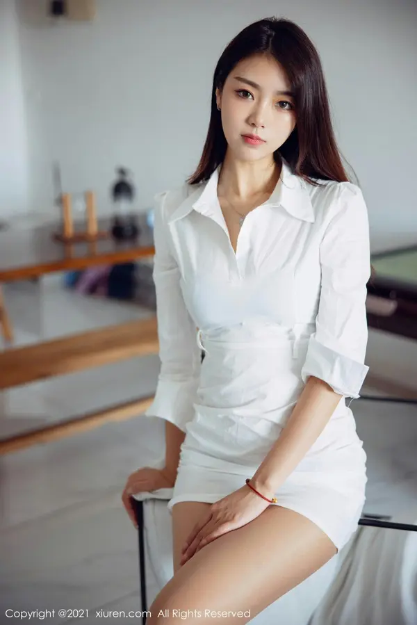 Vol. 04073 可乐Vicky(57P)