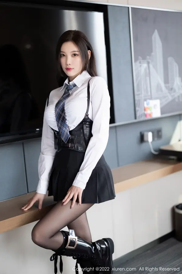 Vol. 04856 杨晨晨Yome(81P)