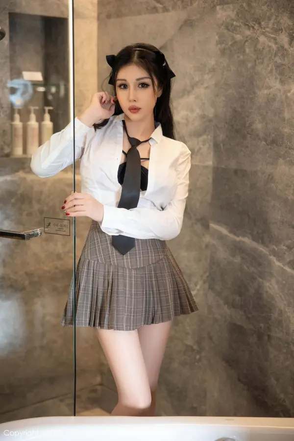 Vol. 05902 田冰冰(80P)