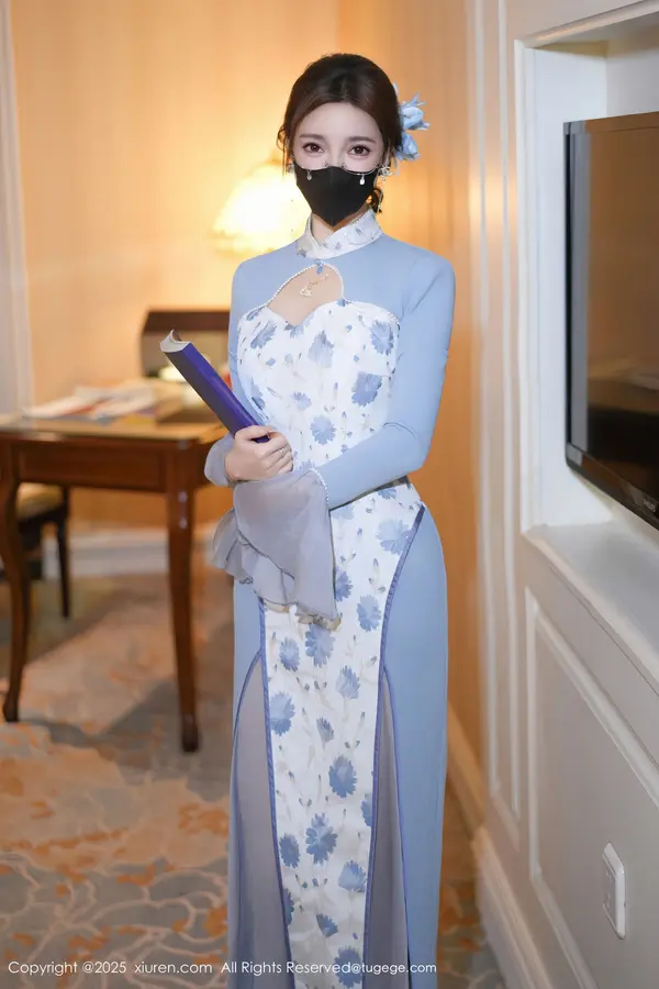 Vol. 11033 Twins-桃桃(81P)