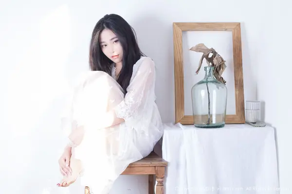 Vol. 01024 许诺Sabrina(83P)