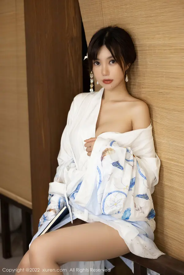 Vol. 05569 绮里嘉ula(76P)