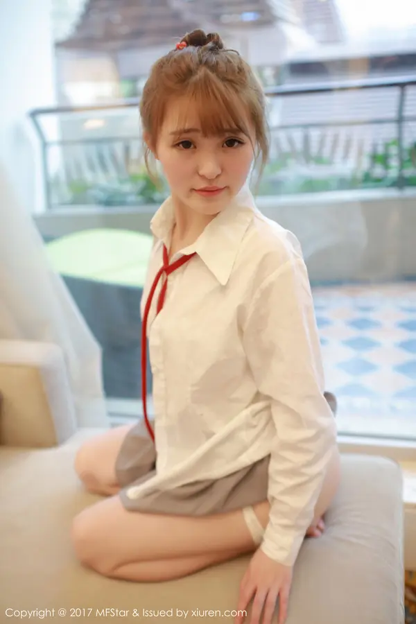 Vol. 0098 伊小七MoMo(48P)