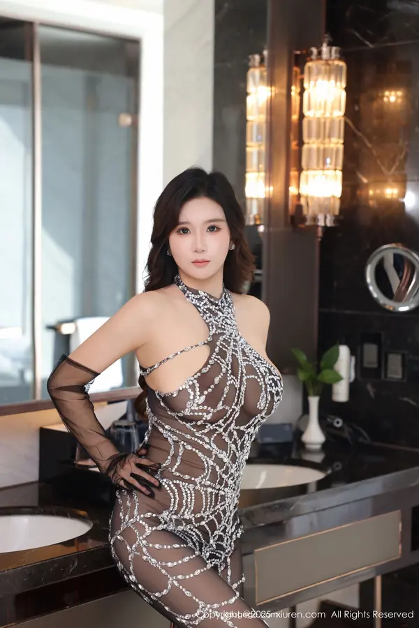 Vol. 11076 小肉肉咪(76P)