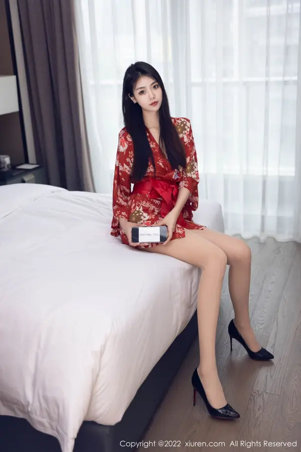 Vol. 05736 可乐Vicky(54P)