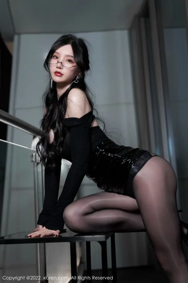 Vol. 04843 周于希Sally(74P)