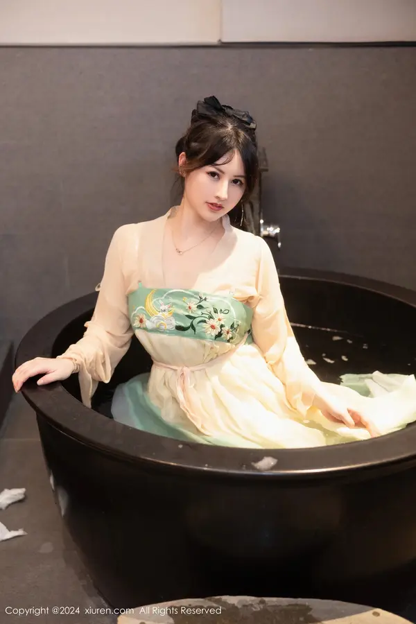 Vol. 08128 诗诗kiki(83P)