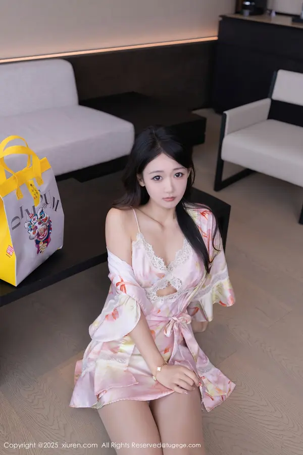 Vol. 10970 唐安琪(77P)