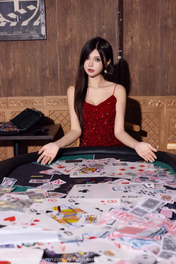 Vol. 09828 绮里嘉ula(83P)
