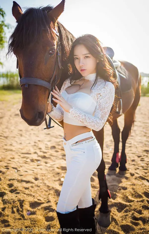Vol. 02380 夏雪爱(42P)