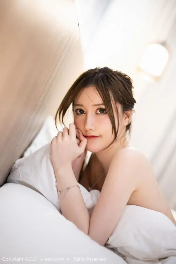 Vol. 03882 美桃酱(53P)