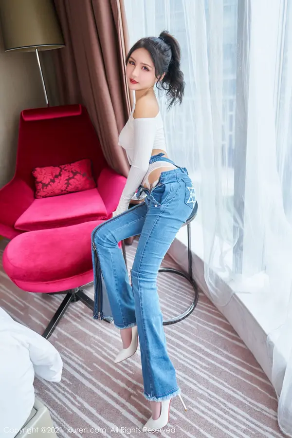 Vol. 03720 Emily尹菲(65P)