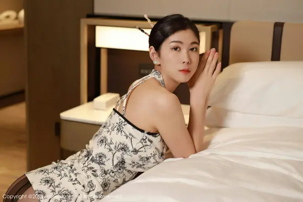 Vol. 04402 李雅柔182CM(58P)