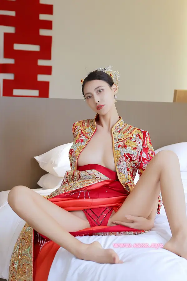 Vol. 8534 lingyu69《私购流出》(89P)