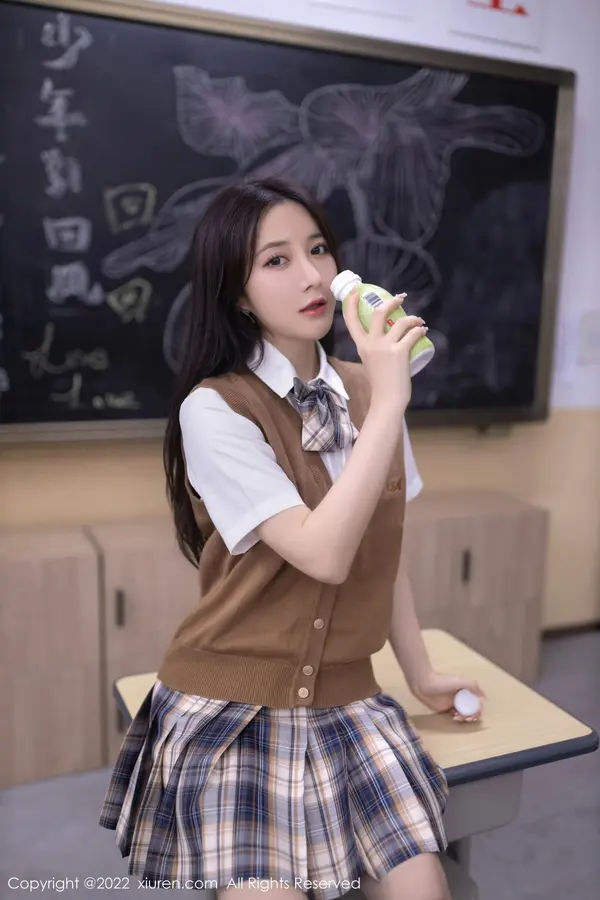 Vol. 05673 鱼子酱Fish(81P)