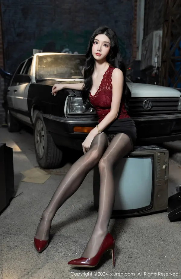Vol. 07993 周于希Sally(94P)