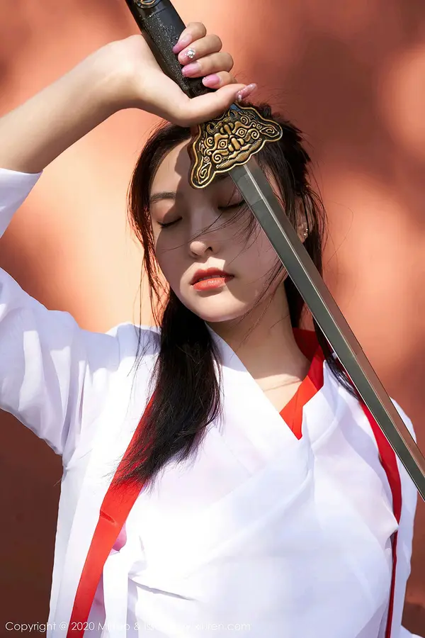 Vol. 0142 茵茵(35P)