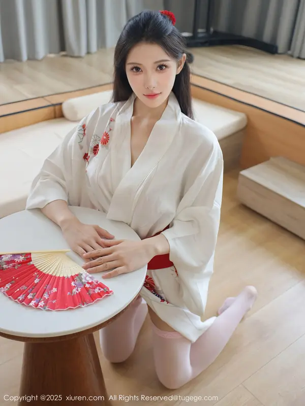 Vol. 10767 梨霜儿(84P)