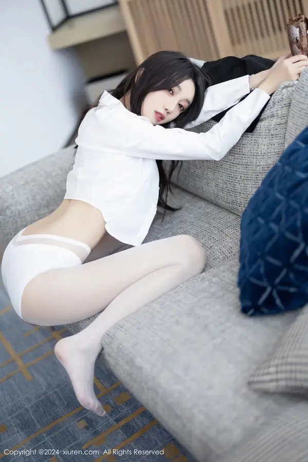 Vol. 08247 玥儿玥(83P)
