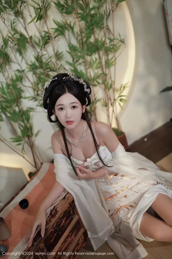 Vol. 08898 唐安琪(82P)