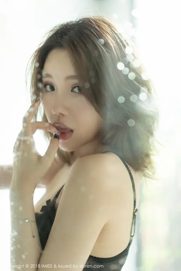 Vol. 0303 黄楽然(48P)