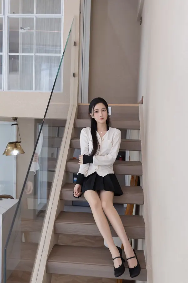 Vol. 10615 鱼子酱Fish《私购流出》(121P)