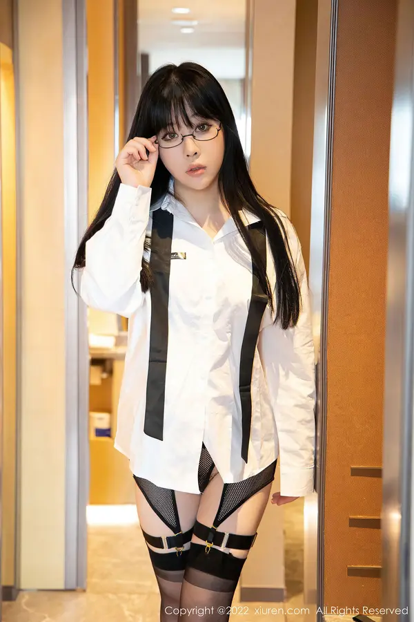 Vol. 04894 徐媛媛(50P)