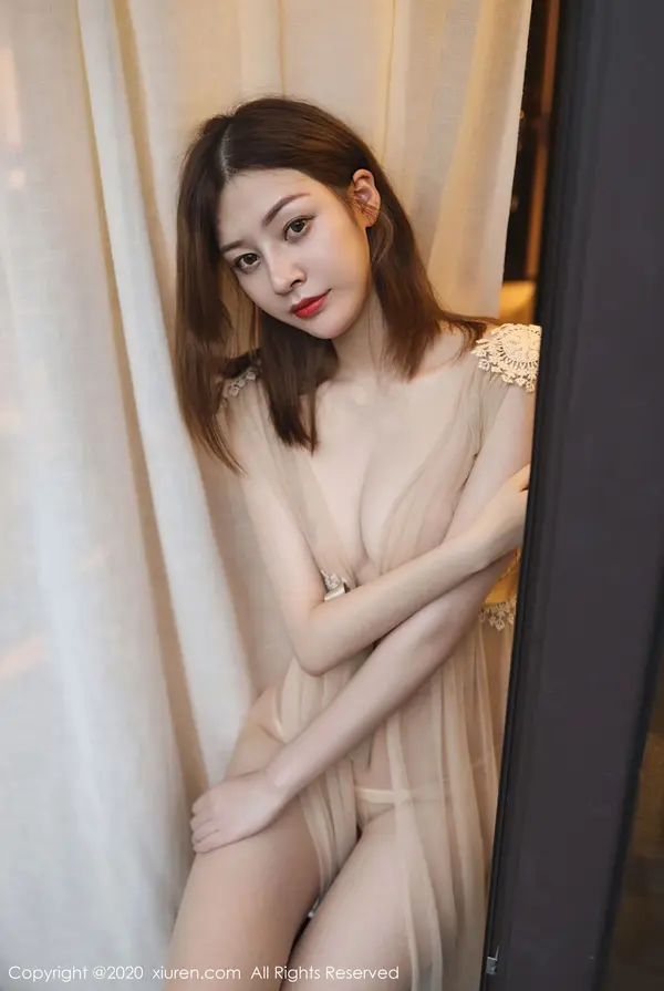 Vol. 02623 樱花Elsa(49P)