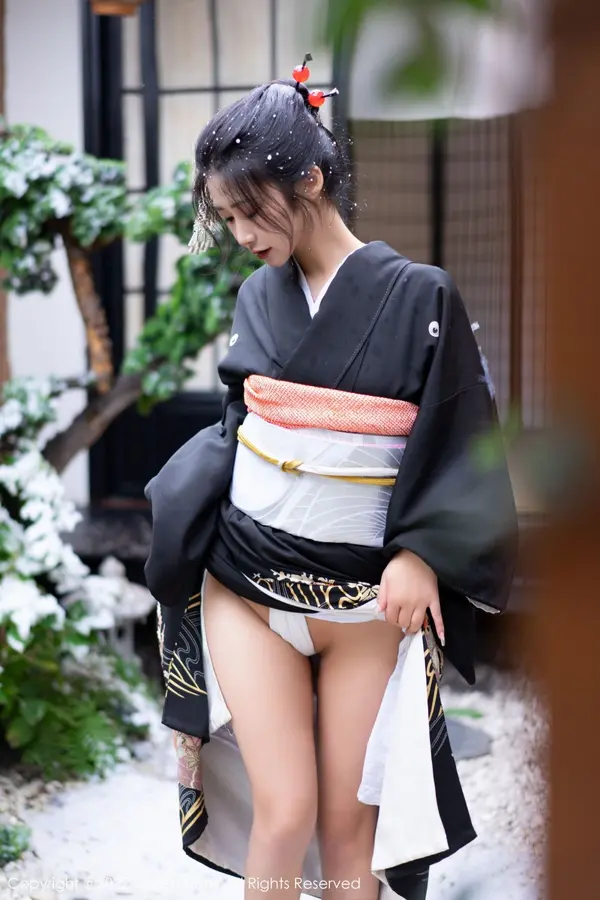 Vol. 05932 laura阿姣(75P)
