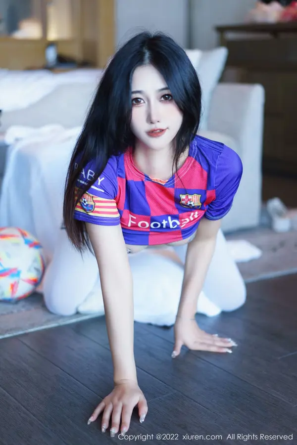 Vol. 06004 laura阿姣(72P)