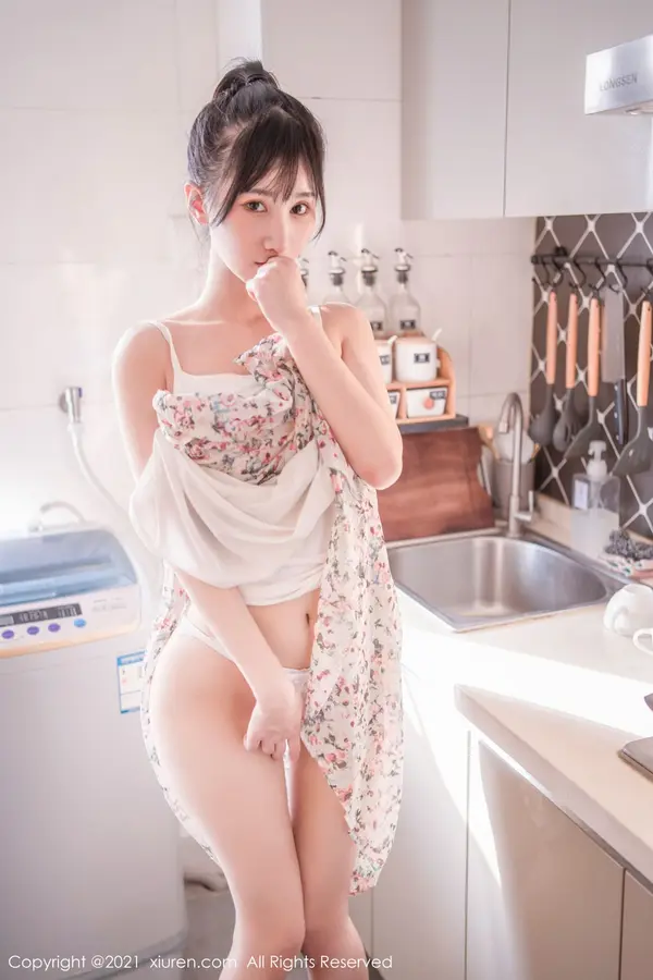 Vol. 03711 小果冻儿(61P)