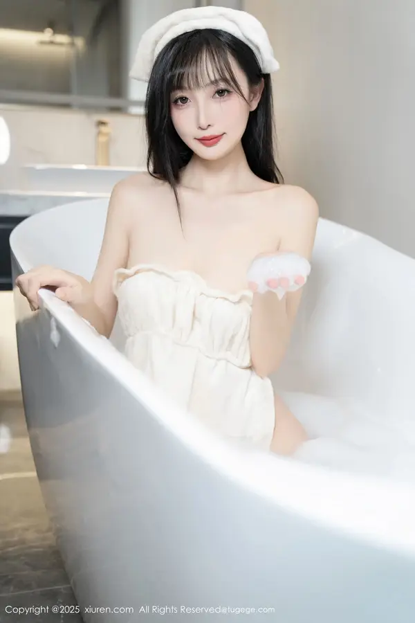 Vol. 10005 樱桃小阑子(88P)