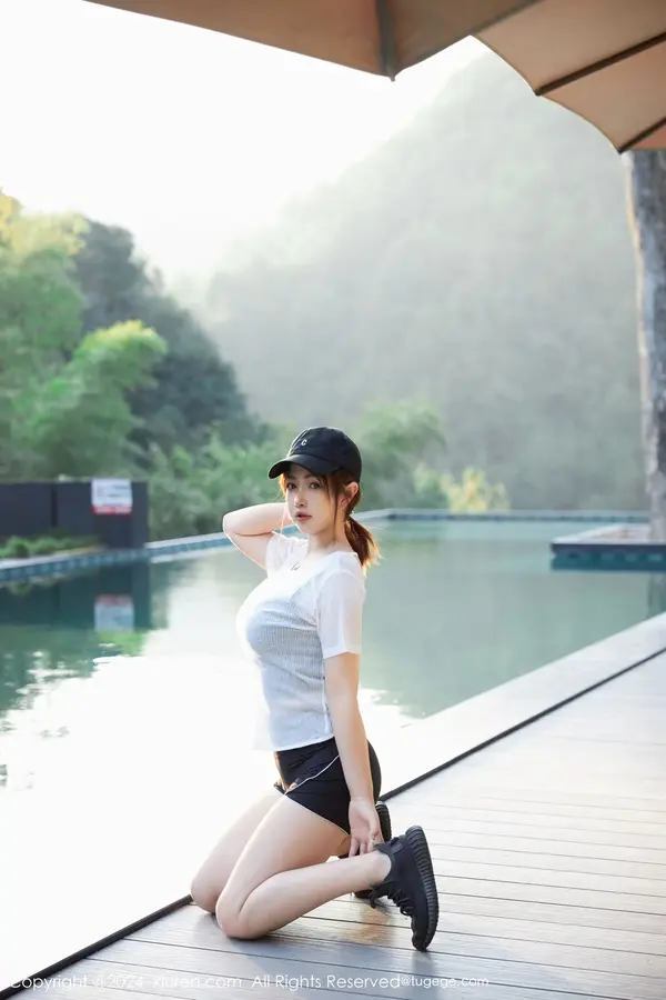 Vol. 09549 养乐多Doll(52P)