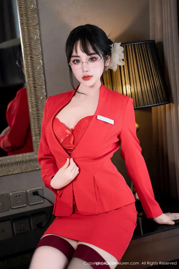 Vol. 08360 汐汐爱吃草莓(61P)