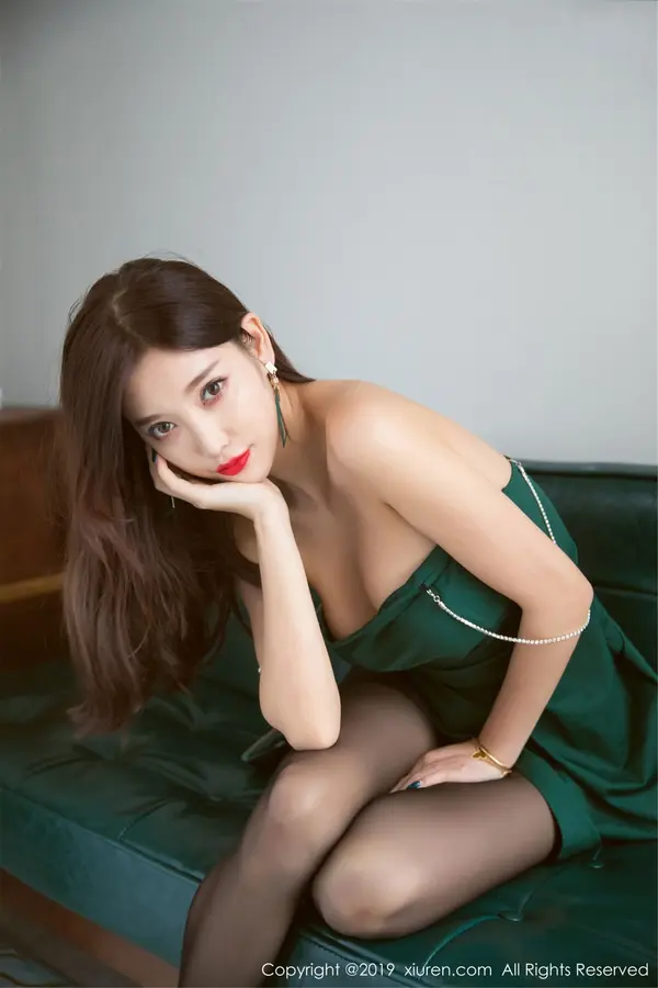 Vol. 01425 杨晨晨sugar(66P)