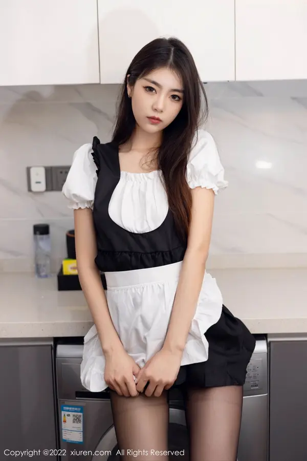 Vol. 05706 可乐Vicky(61P)