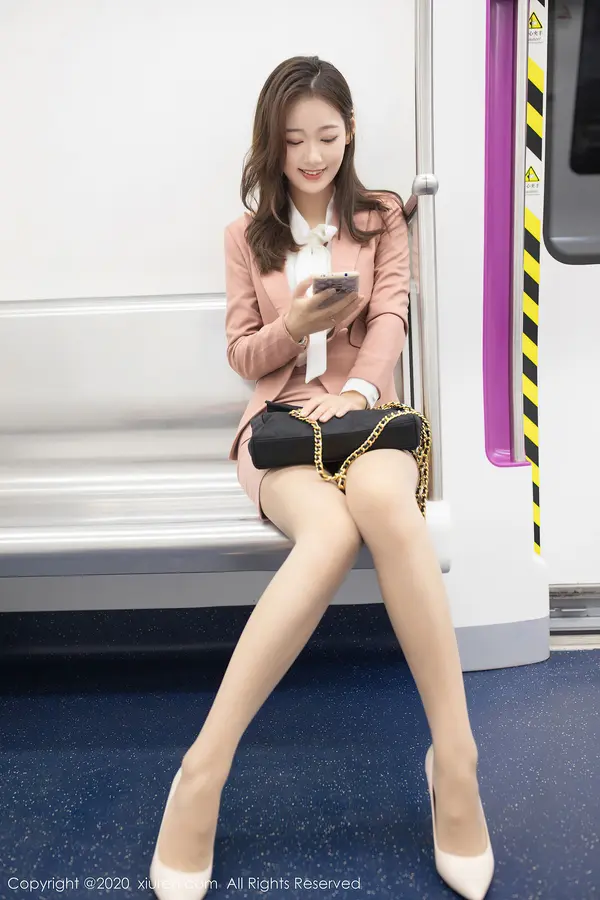 Vol. 02865 唐安琪(62P)