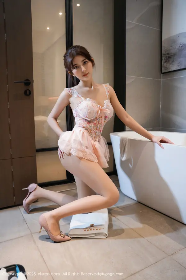 Vol. 10851 姜冉冉_Renee@(62P)