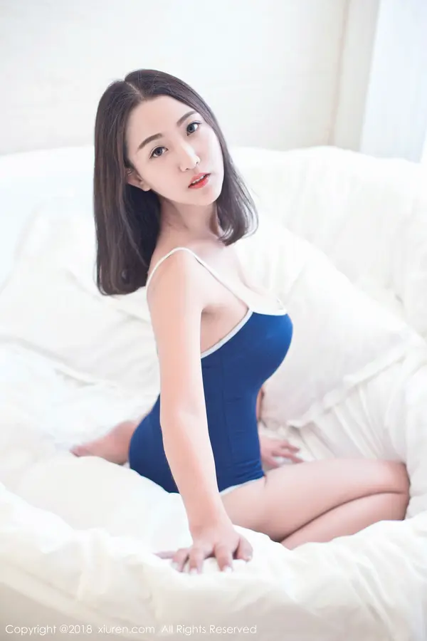 Vol. 00964 七月Julie(49P)