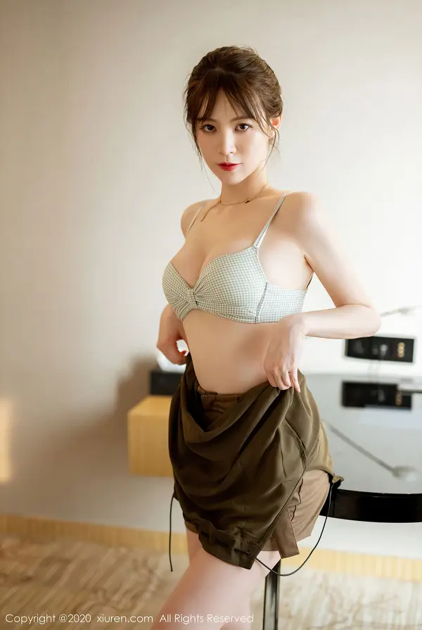 Vol. 02522 yoo优优(49P)