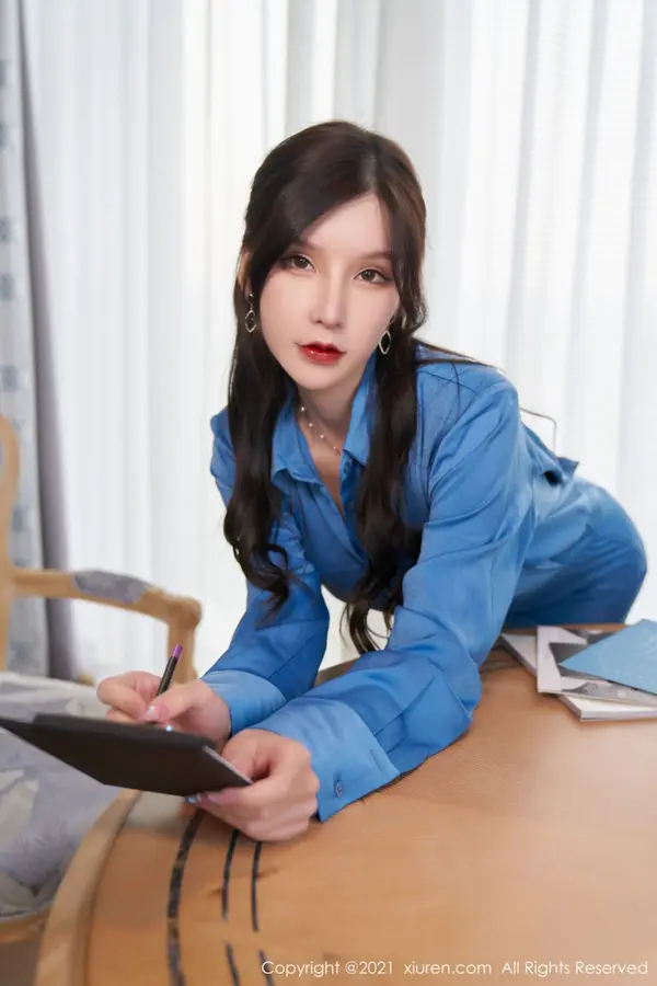 Vol. 03904 周于希Sandy(72P)